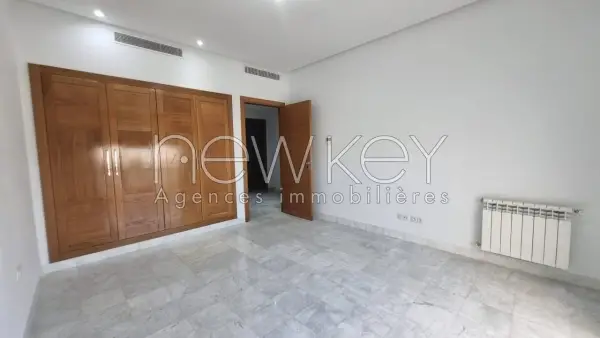 Bel appartement S+3 à la Marsa - 2