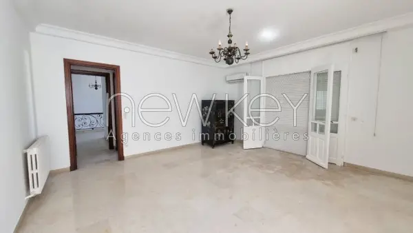 Villa s+4 à Gammarth - 10