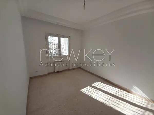 Appartement S+3 à louer à la Marsa - 2