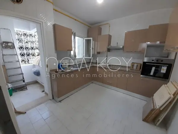 Appartement S+3 à louer à la Marsa - 6