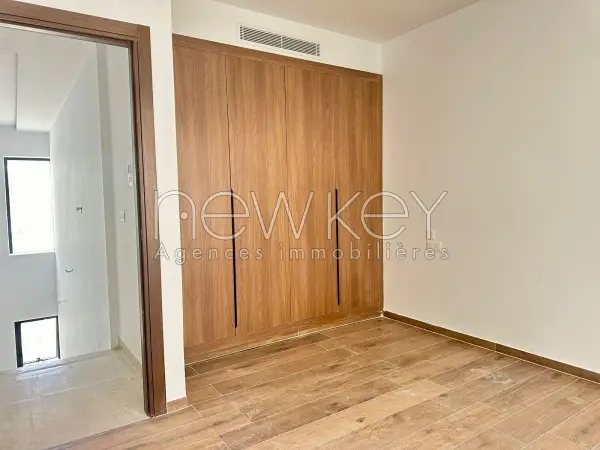 Duplex S3 avec entrée indépendante à vendre - 2