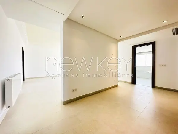 Penthouse vue sur lac à louer au Lac 2 - 4