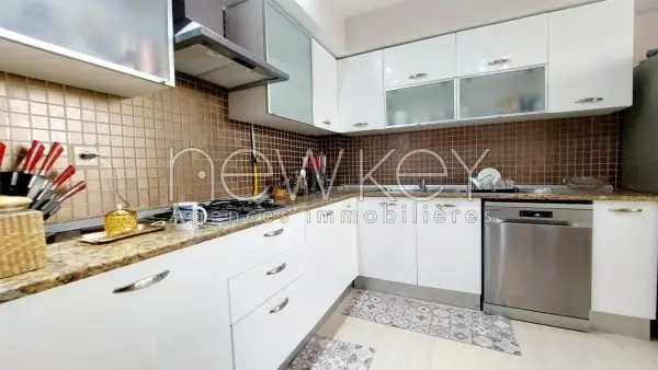 Magnifique appartement S+4 meublé à sidi daoud - 5