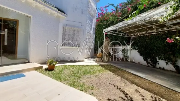 Villa S+4 à la Marsa - 11