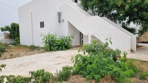 Etage de villa s+2 meublé à la Marsa - 6