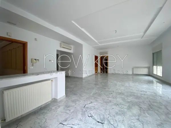 Appartement S3 avec terrasse à louer au lac 1 - 1