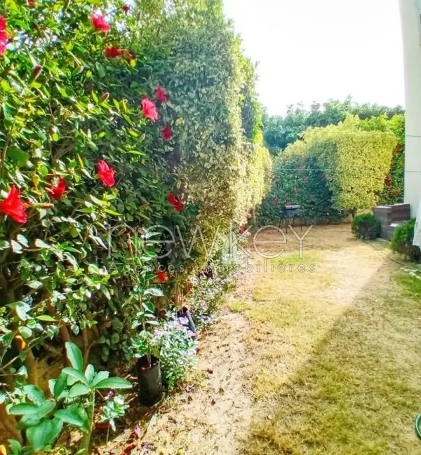 Un Appartement S+4 Meublé avec jardin à louer à L'Aouina - 8