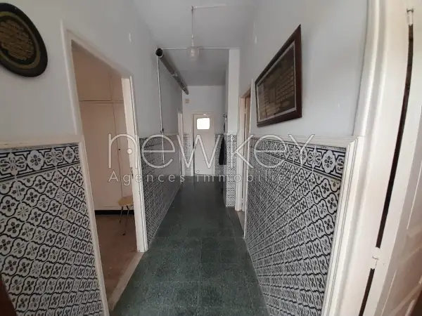 villa à vendre au coeur de la marsa - 3
