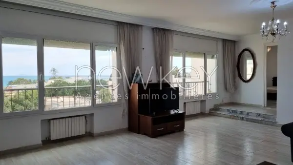 Bel appartement S+3 meublé vue mer à la Marsa - 1