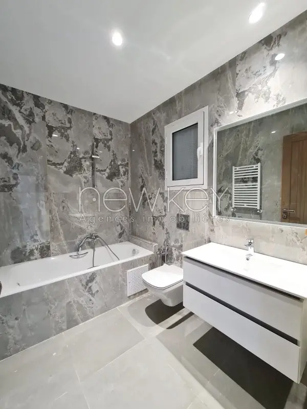 Appartement S+3 avec vue dégagée à louer aux jardins de Carthage - 7