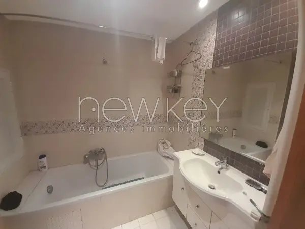 Appartement S+1 à vendre à la Marsa - 3