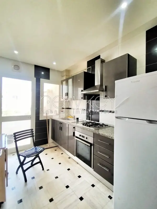 Appartement S2 semi meublé à louer aux Jardins de Carthage - 1
