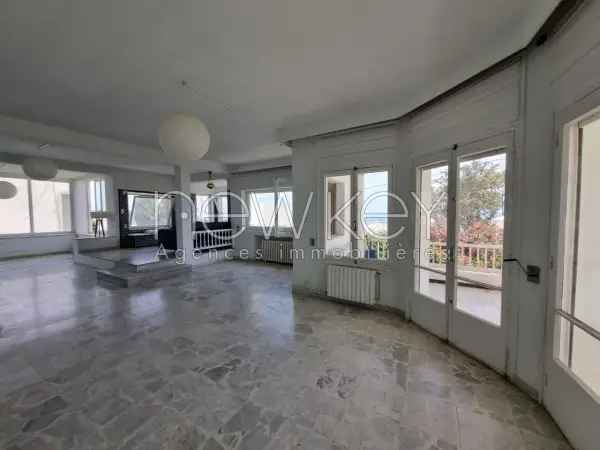 Villa vue mer s+6 à La Marsa - 8