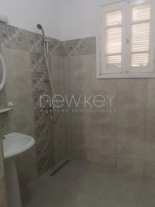Etage de villa s3 au coeur de la Marsa - 4