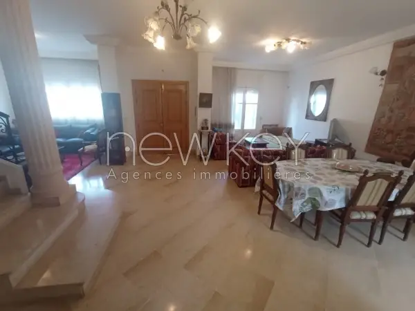 Une Villa jumelée à vendre à La Soukra - 7