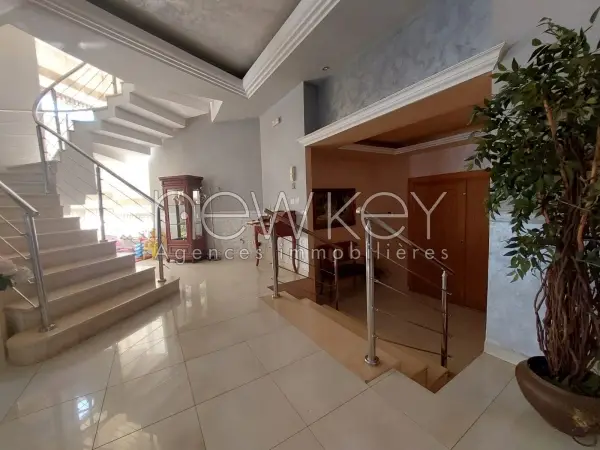 Magnifique villa S+5 à la Marsa - 6