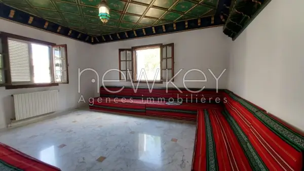 Villa s+5 avec piscine à Gammarth - 3