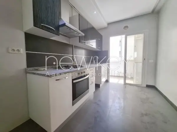 Un Appartement S+2 à louer à Ain Zaghouan Nord - 4