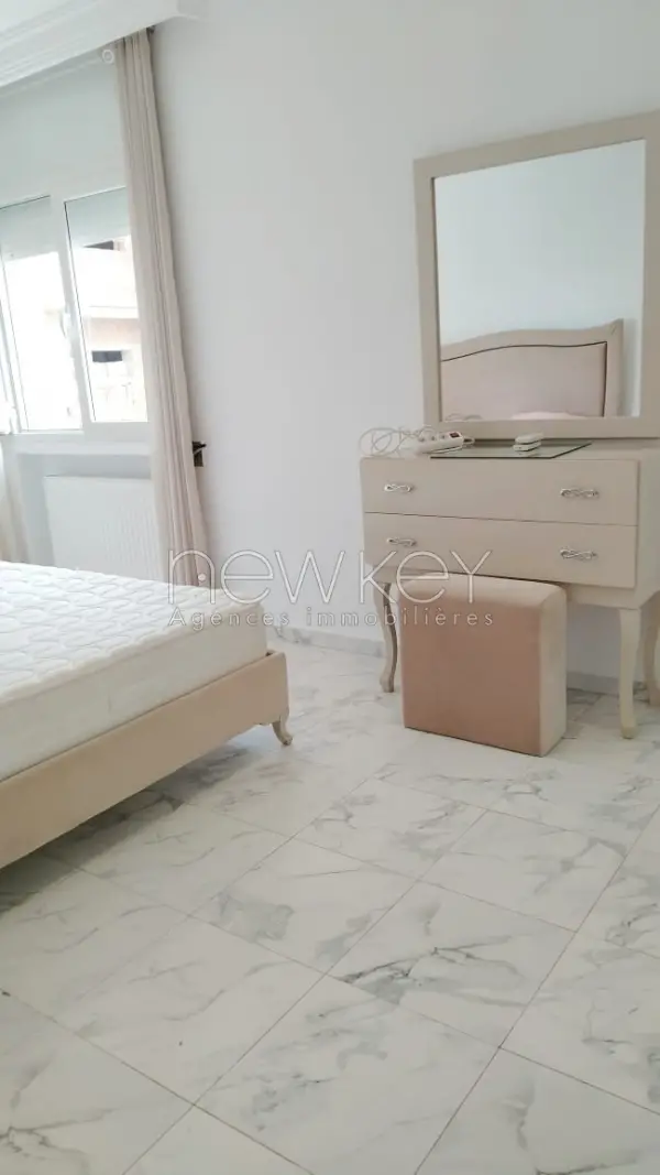 Etage de villa S3 meublé à louer aux Jardins de Carthage - 2