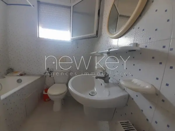 Appartement S+3 à louer à la Marsa - 10