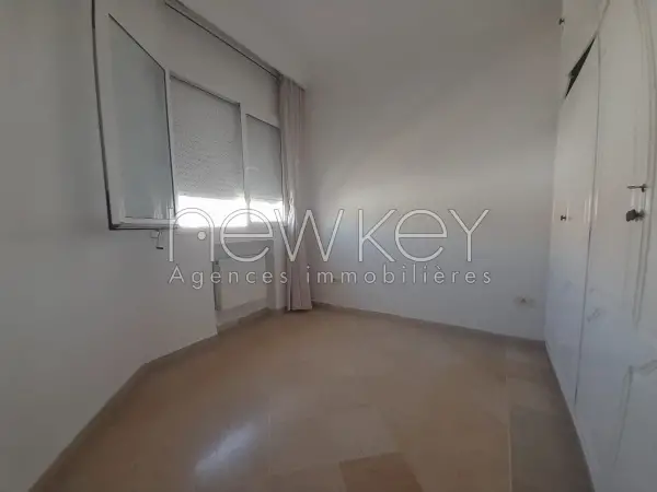 Appartement S+3 à louer à la Marsa - 4