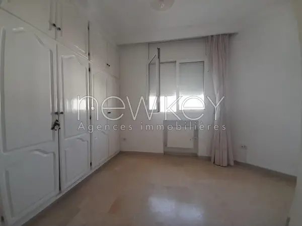 Appartement S+3 à louer à la Marsa - 3