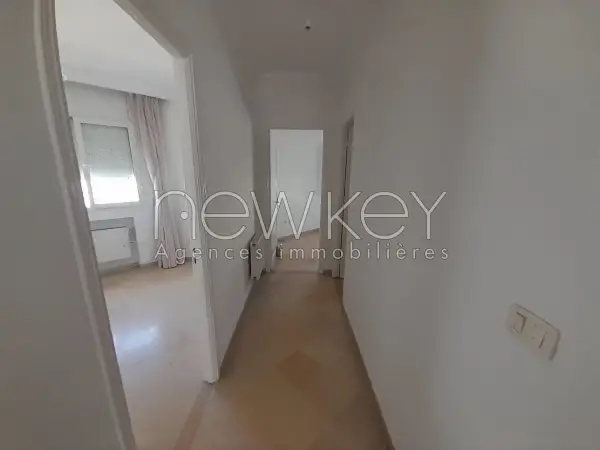 Appartement S+3 à louer à la Marsa - 2
