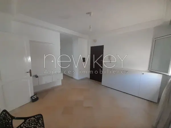 Appartement S+3 à louer à la Marsa - 1