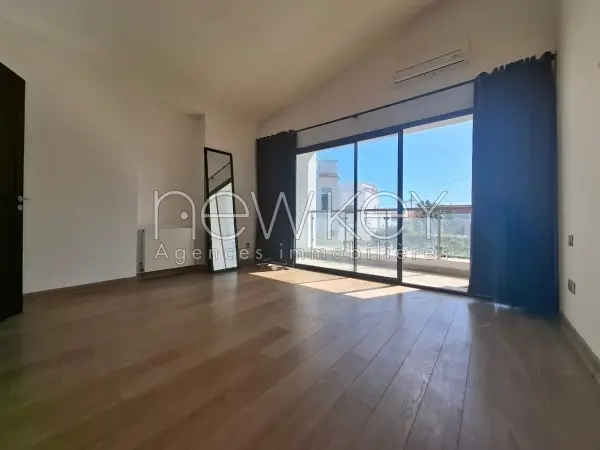 Un Duplex S+3 avec piscine à La Soukra - 8