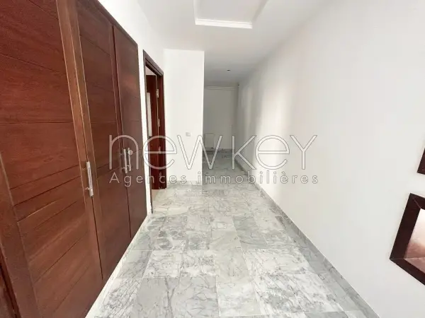 Appartement S3 Spacieux à louer aux Jardins De Carthage - 3