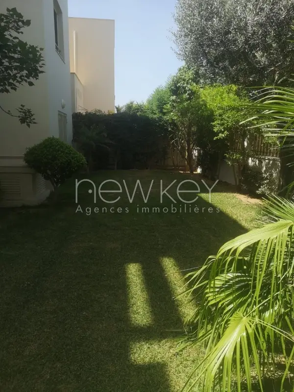 magnifique appartement S+3 à La Marsa - 1