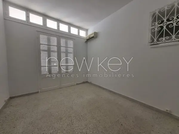 Rez de chaussée de villa S+4 à la Marsa - 2