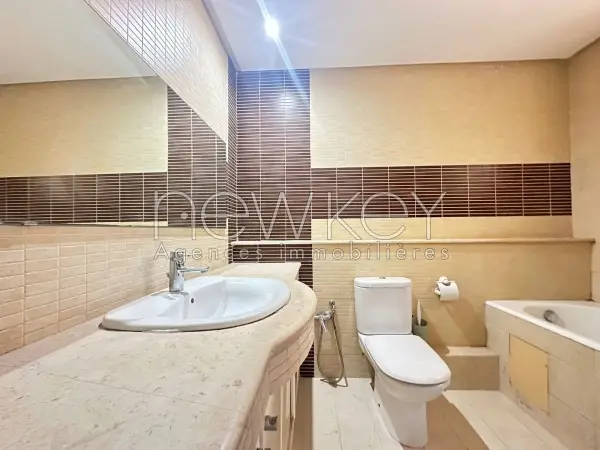 Appartement S+2 à louer au lac 2 - 7