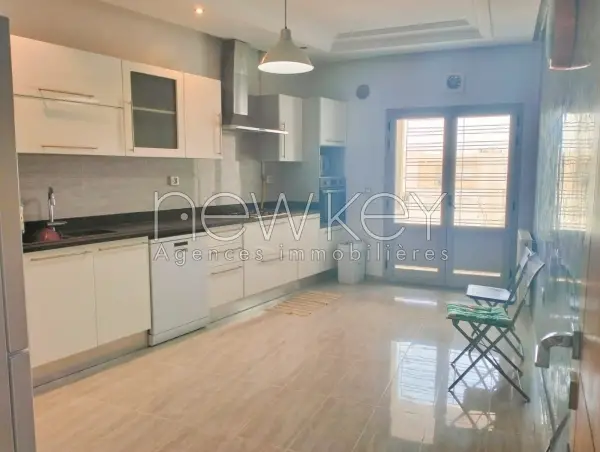 Appartement S3 Spacieux à vendre aux Jardins De Carthage - 1