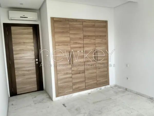 Appartement S2 Avec Vue Dégagée À Louer Aux Jardins De Carthage - 2