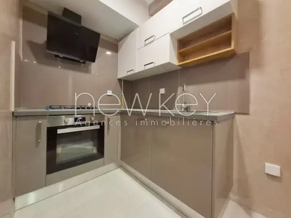 Un Appartement S+2 Neuf à louer à La Soukra - 2