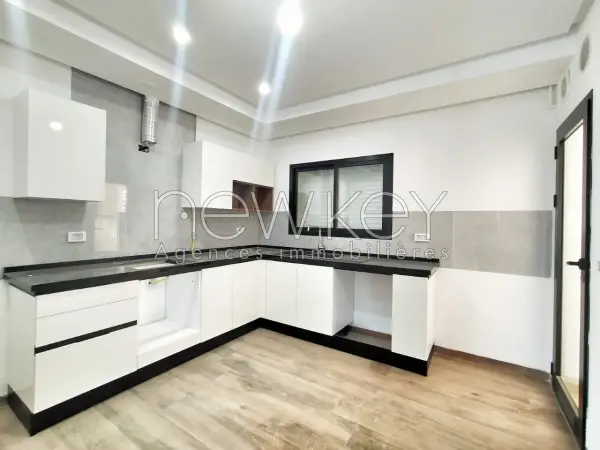 Appartement S2 neuf avec suite à louer aux Jardins de Carthage - 2