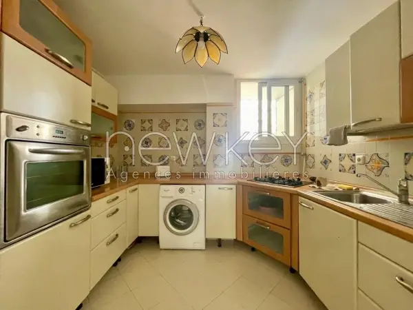 Un rdc de villa S+3 meublé à Gammarth - 8
