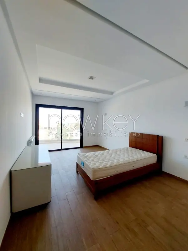 Appartement S+3 à la Marsa - 4