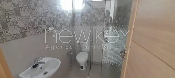 Etage de villa S+3 a la Marsa - 9