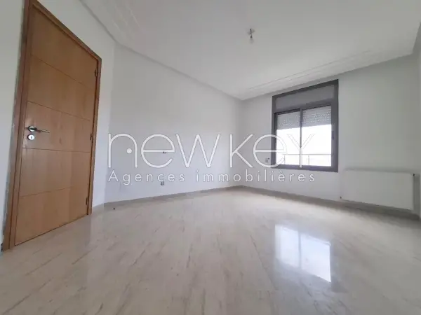 Un Appartement S+2 à louer près du Parc Soukra - 5