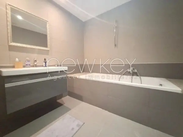 Un Superbe appartement S+2 à louer à Ain Zaghouan Nord - 7