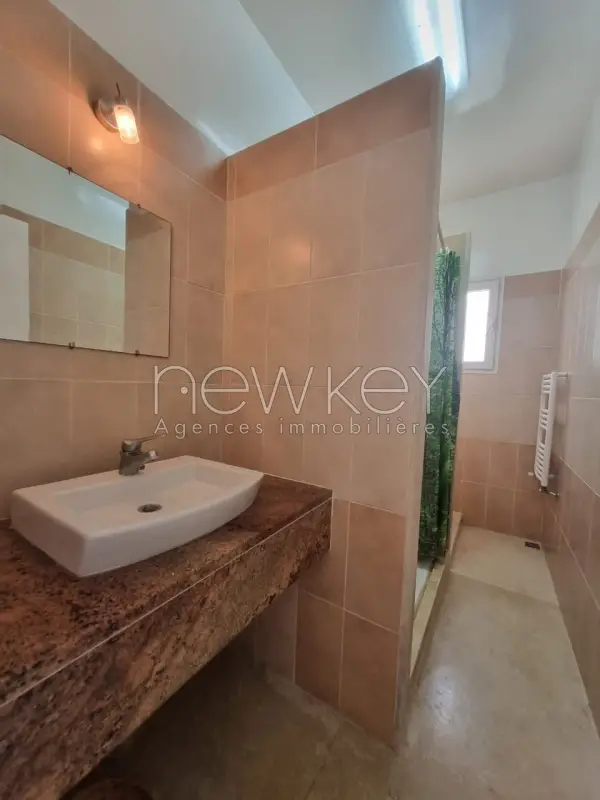Etage de villa s+3 à Carthage - 15