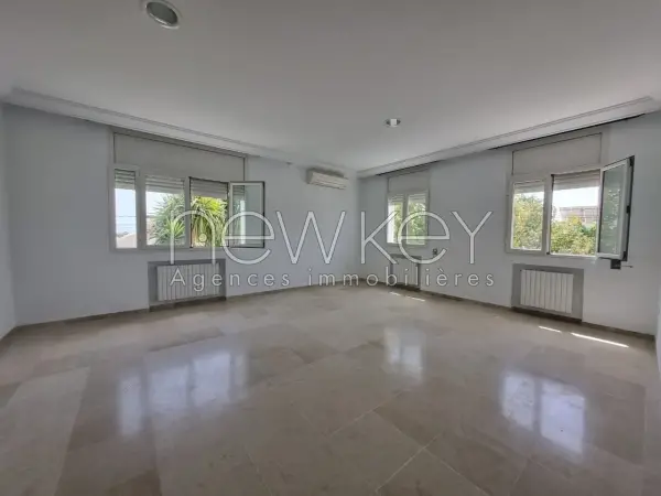 Etage de villa s+3 à Carthage - 12