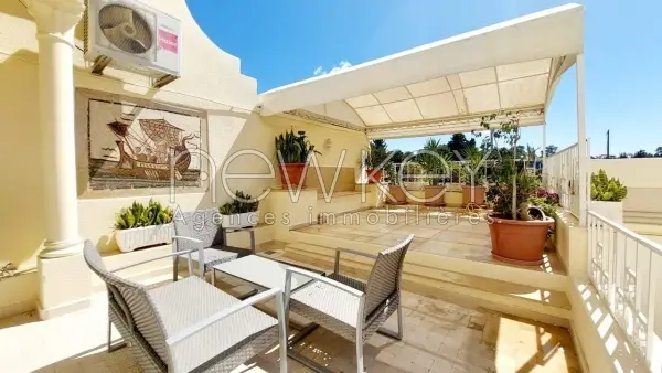 Rez-de-chaussée d'une villa meublé à la Marsa - 17