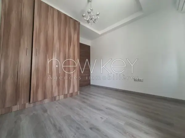 Un Appartement S+3 à vendre à La Soukra - 2