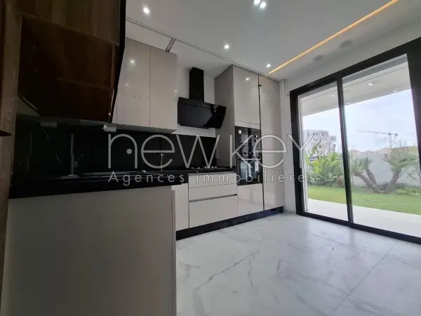 Un Appartement neuf S+2 à vendre à La Nouvelle Soukra - 5