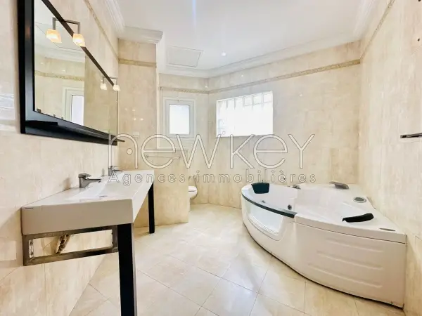 Appartement S+4 à louer aux berges du lac 1 - 8