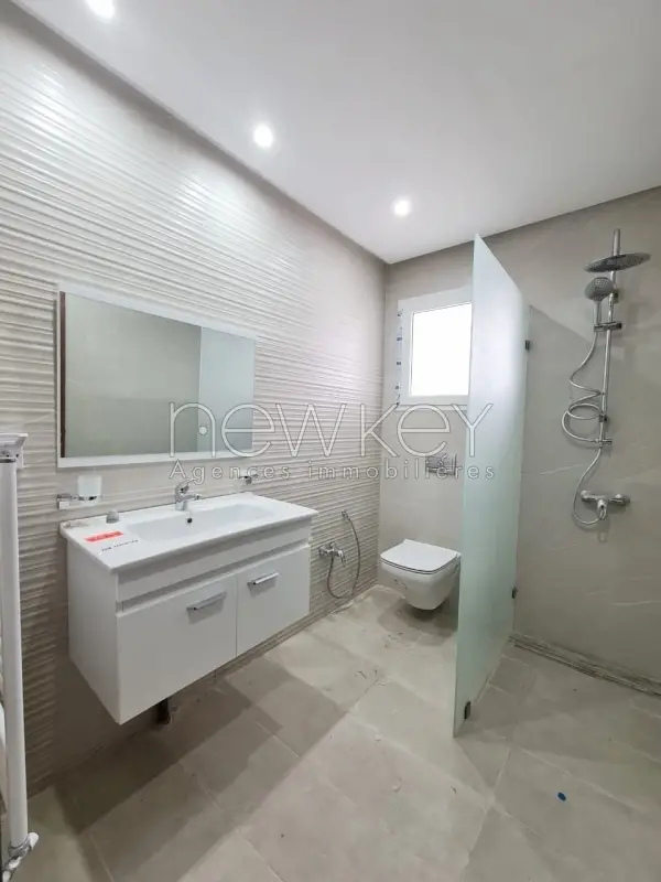 Etage de villa S3 à louer aux Jardins de Carthage - 5