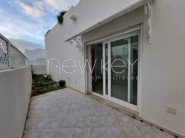 Magnifique villa S+4 à louer à Gammarth - 32